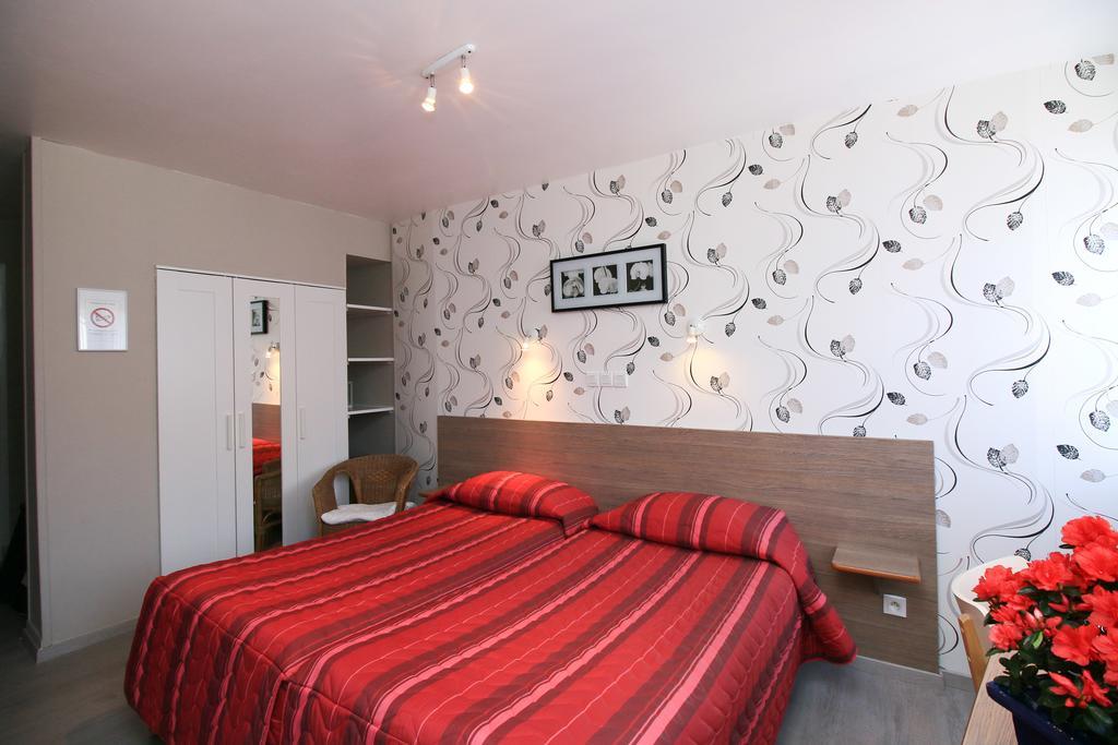Hotel Panoramic Bagnères-de-Luchon Esterno foto
