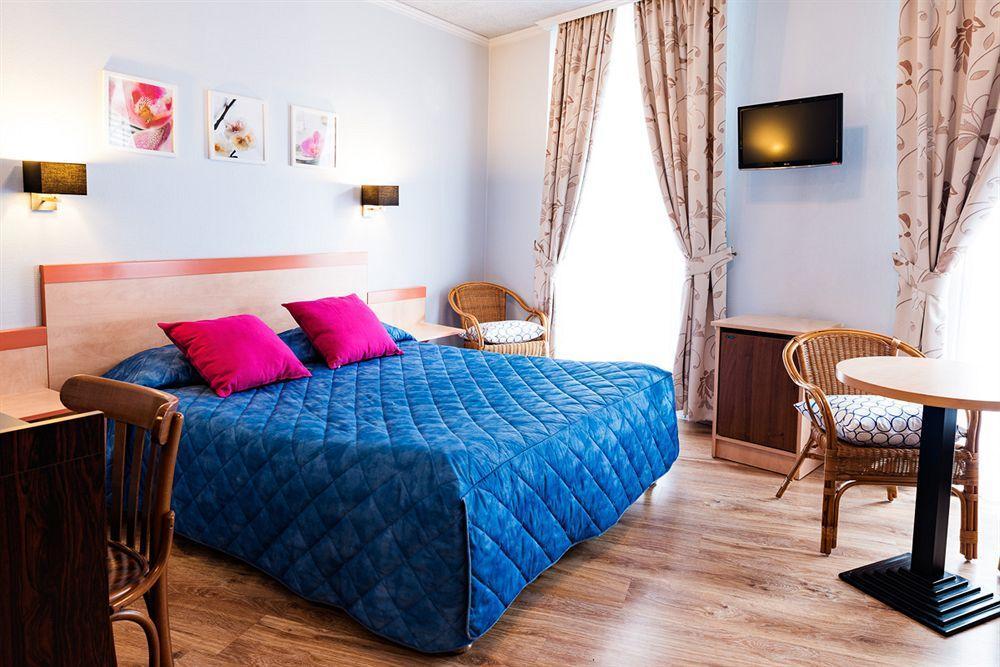 Hotel Panoramic Bagnères-de-Luchon Esterno foto