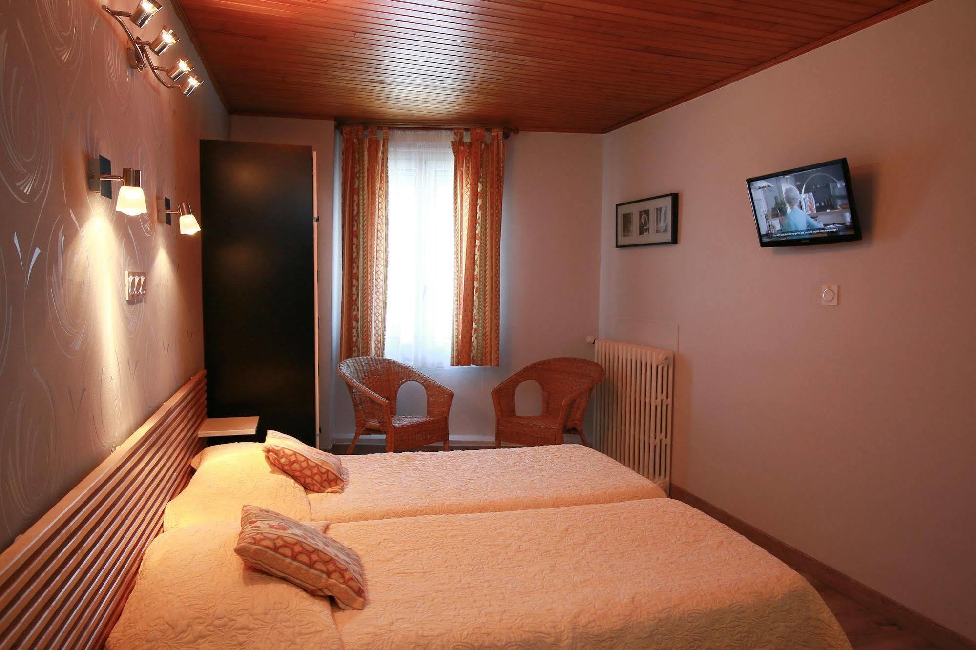 Hotel Panoramic Bagnères-de-Luchon Esterno foto