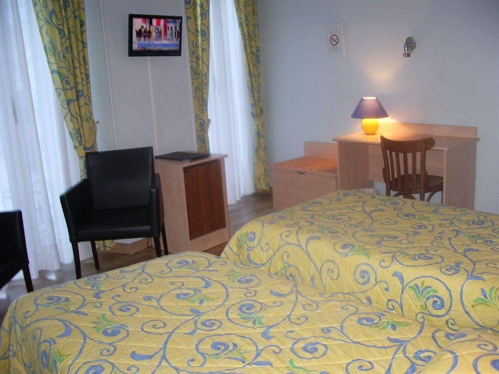 Hotel Panoramic Bagnères-de-Luchon Esterno foto