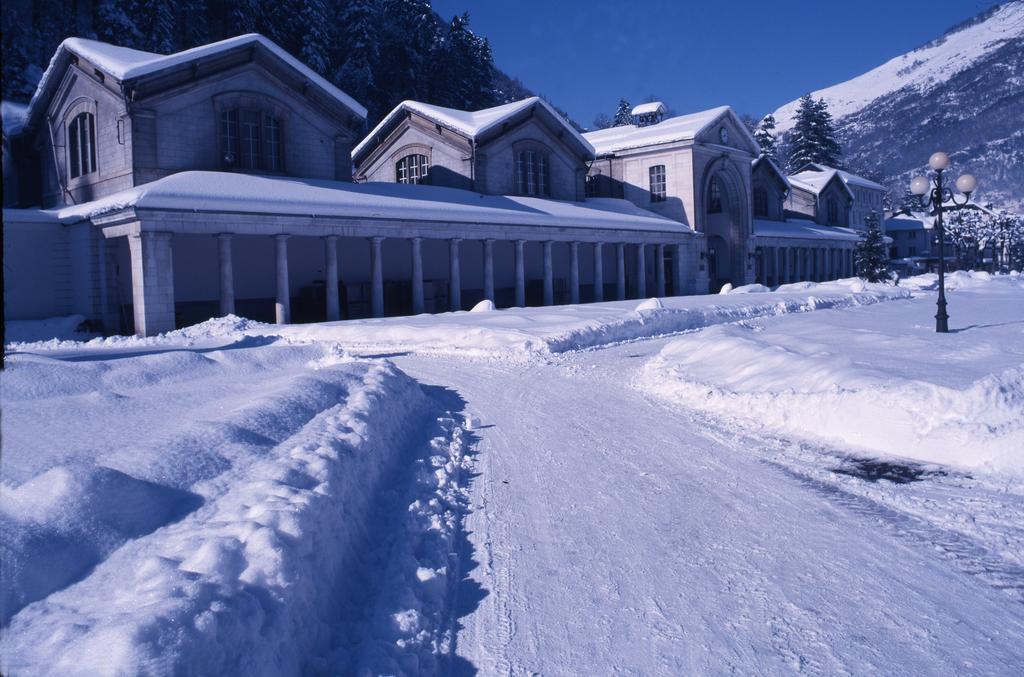 Hotel Panoramic Bagnères-de-Luchon Esterno foto